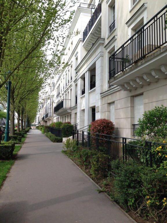 Julie'S Apartment Disneyland Серри Экстерьер фото